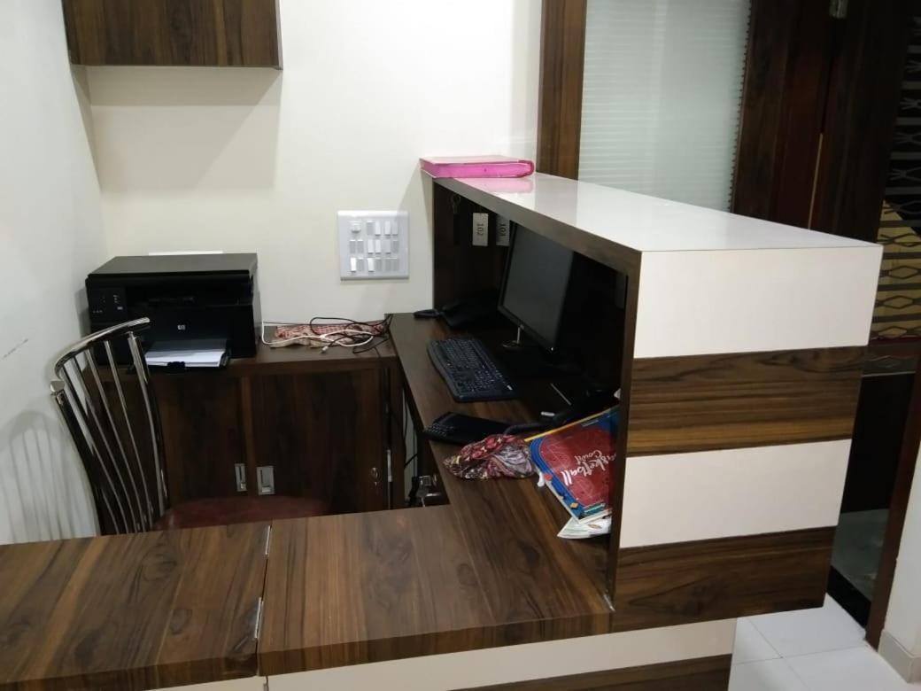 Sadguru Lodge 孟买 外观 照片