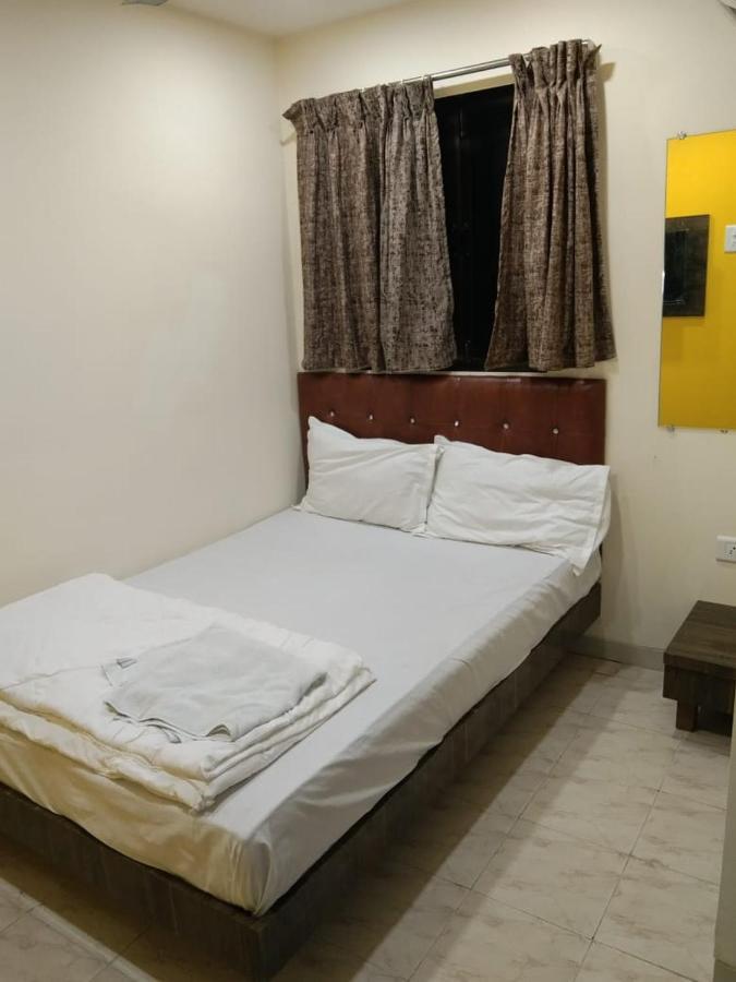 Sadguru Lodge 孟买 外观 照片
