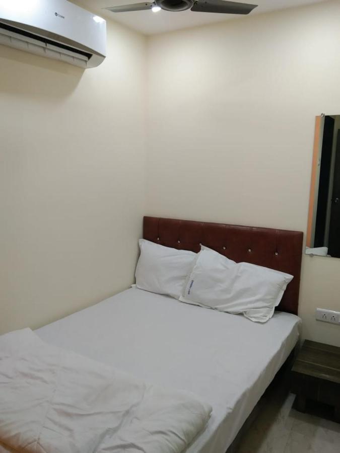 Sadguru Lodge 孟买 外观 照片